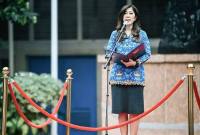 Menkomdigi Meutya Hafid saat menjadi Inspektur Upacara pada Upacara Peringatan Hari Ibu Ke-97 di Kantor Kementerian Komdigi, Senin (22/12/2025). (Foto: Dok Kemenkomdigi)