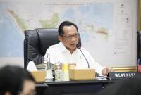 Menteri Dalam Negeri (Mendagri) Tito Karnavian dalam Sosialisasi Piloting Digitalisasi Bantuan Sosial di Tingkat Nasional yang berlangsung di Kantor Pusat Kementerian Dalam Negeri (Kemendagri), Jakarta. (Foto: Dok Kemendagri)