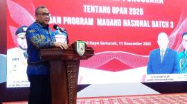 Wakil Menteri Ketenagakerjaan (Wamenaker) Afriansyah Noor di Bengkulu, Kamis (11/12/2025). (ANTARA/Boyke Ledy W)