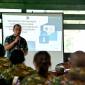 Perwakilan Biro Informasi Pertahanan Sekretariat Jenderal Kementerian Pertahanan Kolonel Inf Arif Nursaid menyampaikan materi dalam kegiatan pembekalan untuk awak media mengenai prosedur kedaruratan di daerah rawan, di Resimen Latihan dan Pertempuran (Menlatpur) Kostrad Sanggabuana, Karawang, Jawa Barat, Selasa (16/12/2025). (Foto: Dok Kemenhan)