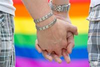 Foto Ilustrasi pasangan sejenis.(AP Photo/DPA, Michael Reichel)