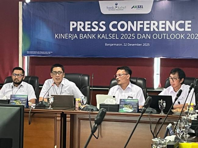 KETERANGAN PERS- - Hari ini Bank Kalsel menggelar press conference yang memaparkan bahwa mereka sedang menyiapkan posko 4 titik dalam rangka persiapan Haul Guru Sekumpul.