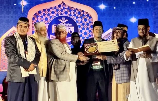 Qori asal Kalimantan Timur, Imranul Karim menyabet gelar juara 1 ajang bergengsi bertajuk 