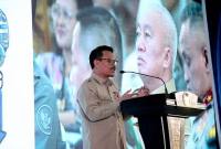 
Kepala Badan Pendapatan Daerah (Bapenda) Provinsi Kalsel Subhan Noor Yaumil menyampaikan laporan Gebyar Panutan Pajak Kendaraan Bermotor (PKB) 2025 di Banjarbaru, Kalimantan Selatan, Selasa (16/12/2025). (Foto: MC Kalsel)