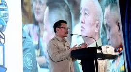 
Kepala Badan Pendapatan Daerah (Bapenda) Provinsi Kalsel Subhan Noor Yaumil menyampaikan laporan Gebyar Panutan Pajak Kendaraan Bermotor (PKB) 2025 di Banjarbaru, Kalimantan Selatan, Selasa (16/12/2025). (Foto: MC Kalsel)