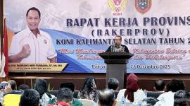 Sekretaris Daerah Provinsi Kalsel Muhammad Syarifuddin memberikan sambutan pada Rapat Kerja Provinsi (Rakerprov) Komite Olahraga Nasional Indonesia (KONI) Kalsel 2025 di Banjarmasin, Kalimantan Selatan, Senin (22/12/2025). (Foto: Istimewa)