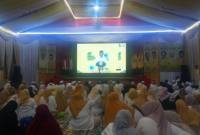 Peringatan puncak Hari Ulang Tahun (HUT) Partai Golkar ke-61 di Kalimantan Selatan, Jumat (5/12/2025) malam, tidak hanya diisi salat hajat, tetapi juga diwarnai aksi kemanusiaan. (SuarIndonesia/HM)