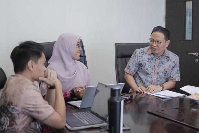 Badan Pembentukan Peraturan Daerah (Bapemperda) DPRD Provinsi Kalimantan Selatan (Kalsel) mengunjungi Direktorat Produk Hukum Daerah (PHD) Kementerian Dalam Negeri (Kemendagri) di Jakarta Kamis, (11/12/2025). (SuarIndonesia/Ist)