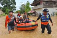 Tim SAR Gabungan Melaksanakan Operasi SAR bencana banjir yang melanda Desa Pariangan, Kabupaten Hulu Sungai Selatan (HSS), Provinsi Kalimantan Selatan (Kalsel), Sabtu (27/12/2025). (SuarIndonesia/Ist)
