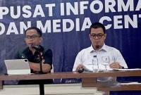 
Abdul Muhari (kiri), Kepala Pusat Data Informasi dan Komunikasi Kebencanaan BNPB. (ANTARA/M Haris SA)