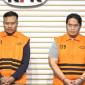 Kepala Kejaksaan Negeri Hulu Sungai Utara (HSU) Albertinus P Napitupulu (APN) dan Kasi Intel Kejari HSU Asis Budianto (ASB) yang ditangkap dalam OTT KPK. (Foto: @YouTube KPK)
