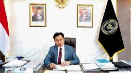 Menko Kumham Imipas Yusril Ihza Mahendra memberikan keterangan kepada media. (Foto: Dok Kemenko Kumham Imipas RI)