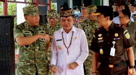 Gubernur Kalteng Agustiar Sabran (tengah) bersama jajaran Forkopimda di Palangka Raya (23/1/2026). (Foto: Dok Adpim Pemprov Kalteng)