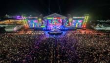 Malam pergantian tahun 2026 pada puncak Batulicin Festival (Batfest) 2025 tetap berlangsung meriah dan spektakuler, hingga Kamis (1/1/2026) dinihari. (SuarIndonesia/Ist)