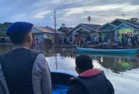 pencarian di Sungai Martapura tepatnya Jalan Rahayu Komplek Gardu Mekar Indah RT.14/RW.01 Banjarmasin Timur,Senin (5/1/2026). SuarIndonesia/DO)