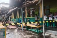 bagian bangunan di lingkungan SMAN 7 di Jalan Dharma Praja 5, Kelurahan Pemurus Luar, Kecamatan Banjarmasin Timur, yang terbakar Rabu (7/1/2026) dinihari sekitar pukul 02.00 Wita. (SuarIndonesia/DO)