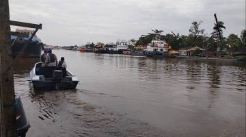 SEORANG ABK Tenggelam di Sungai Alalak Banjarmasin