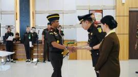 Pengambilan sumpah serta pelantikan berlangsung di Aula ST Burhanuddin Kejati Kalimantan Selatan (Kalsel) di Banjarbaru, Kamis (22/1/2026) (SuarIndonesia/Ist)