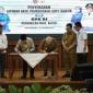 Penyerahkan dua Laporan Hasil Pemeriksaan (LHP) Semester II Tahun 2025 kepada Pemerintah Provinsi dan Bank Kalsel di Gedung DR. KH. Idham Chalid, Komplek Kantor Gubernur Kalsel, Senin (26/1/2026). (SuarIndonesia/Ist)