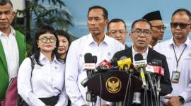 Menteri Pendidikan Tinggi, Sains, dan Teknologi (Mendiktisaintek) Brian Yuliarto (kedua kanan) bersama Wamendiktisaintek Stella Christie (kedua kiri) Kamis (15/1/2026). SuarIndonesia/ANTARA FOTO/Galih Pradipta/