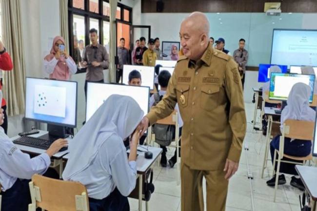 H Muhidin, Gubernur Kalimantan Selatan. (Foto: Dok Pemprov Kalsel)
