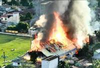 Kebakaran di Bulungan hanguskan balai adat Desa Long Peso dan 3 rumah warga. (Foto: Istimewa)