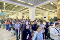 Penumpang Kereta Cepat Whoosh pada perjalanan rute pendek libur Lebaran Idulfitri 1446 H. (Foto: PRFMNEWS)