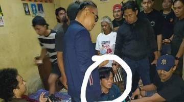 Terduga (foto dalam lingkaran putih) pelaku pembunuhan pria dalam karung di Sanggau ditangkap di Landak. (Foto: Dok Polsek Kapuas)