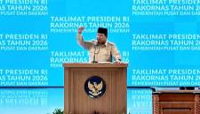 Presiden RI Pranowo Subianto saat bertaklimat dalam agenda Rapat Kerja Nasional (Rakornas) Pemerintah Pusat dan Pemerintah Daerah 2026 di Sentul, Kabupaten Bogor, Jawa Barat, Senin (2/2/2026). (Foto: ANTARA/Fathur Rochman)