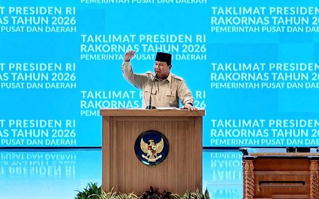 Presiden RI Pranowo Subianto saat bertaklimat dalam agenda Rapat Kerja Nasional (Rakornas) Pemerintah Pusat dan Pemerintah Daerah 2026 di Sentul, Kabupaten Bogor, Jawa Barat, Senin (2/2/2026). (Foto: ANTARA/Fathur Rochman)