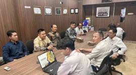 DPRD Balangan menggelar rapat dengan pihak BPJN Kalsel mengatensi jalan rusak