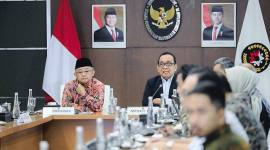 Menteri Koordinator Bidang Pembangunan Manusia dan Kebudayaan (Menko PMK) Pratikno dan Menteri Pendidikan Dasar dan Menengah Abdul Mu'ti saat rapat tingkat menteri di Kantor Kemenko PMK, Jakarta, Kamis (4/2/2026). (Foto: Dok Kemenko PMK)