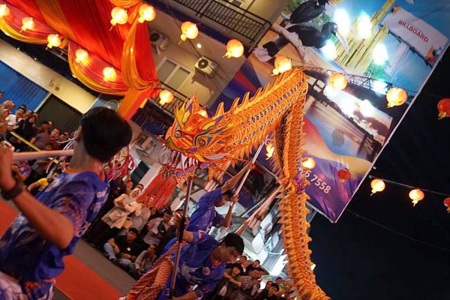 traksi Naga menjadi daya tarik Festival Cap Go Meh 2577 Kongzii di Pontianak. (Foto: Istimewa)