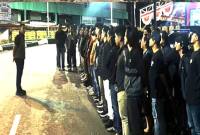 Kasat Reskrim Polresta Banjarmasin Kompol Eru Alsepa mengambil apel pada Kamis dini hari, sebagai bentuk di mulainya patroli Ramadan 1447 H mulai dini hari hingga pagi di Banjarmasin, Kamis (19/2/2026). (Foto: Dok Satreskrim Polresta Banjarmasin)