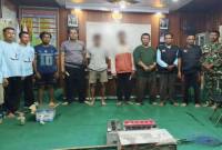 Babinsa Koramil 1017-01/Bulik bersama pihak terkait lainnya usai mencegah praktik penangkapan ikan secara ilegal dan kemudian memberikan edukasi sebagai bagian dari giat komsos di Kecamatan Bulik, Kamis (5/3/2026). (Foto: Istimewa)