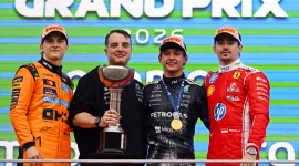 Podium Juara F1 GP Jepang. (Formula 1)