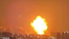 Serangan Iran terhadap kilang minyak Haifa, Israel. (Foto: Istimewa)