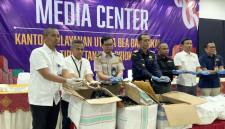 Bea Cukai Tanjung Priok Gagalkan Ekspor Ilegal 3,05 Ton Sisik Trenggiling Senilai Rp183 Miliar. (Dok DJBC Kemenkeu RI)