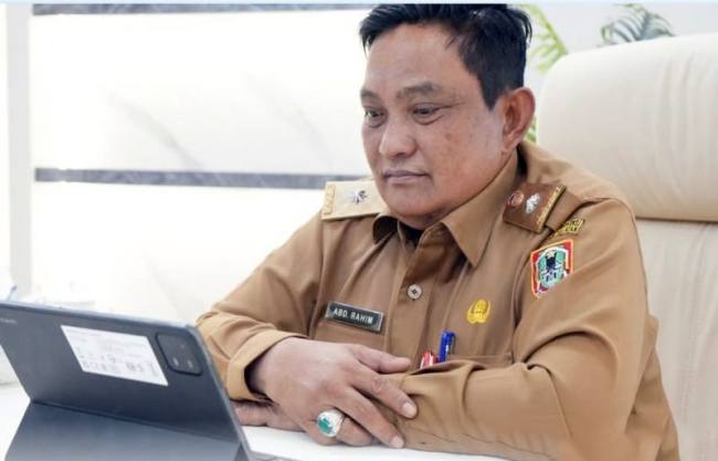 Abdul Rahim, Kepala Disdikbud Kalsel. (Foto: Istimewa)