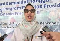 Kepala Perwakilan BKKBN Kalsel Farah Adibah memberikan keterangan pada kegiatan Rapat Koordinasi Daerah Bangga Kencana 2026 di Gedung Mahligai Pancasila, Banjarmasin, Kalimantan Selatan, Kamis (5/3/2026). (Antara/Tumpal A Aritonang)