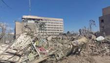 Puing-puing itu terlihat di Teheran, Iran, 3 Maret 2026. Operasi militer gabungan AS-Israel terhadap Iran memasuki hari keempat. Jumlah korban tewas di Iran naik menjadi 787, menurut Bulan Sabit Merah Iran. (Xinhua/Shadati)