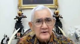 Wakil Presiden ke-6 RI Try Sutrisno. (Antara/Tri M Ameliya)