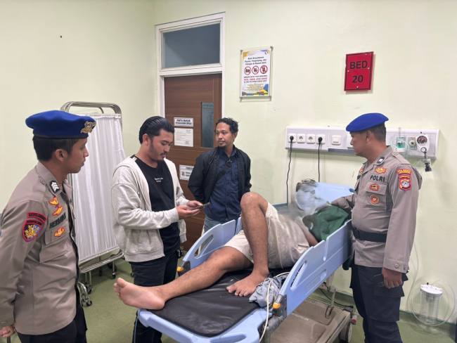 pelajar SMA berinisial MDR (16), diduga nekad percobaan bunuh diri dengan cara terjun dari Jembatan Pekauman, Kecamatan Banjarmasin Barat, Selasa (10/3/2026) (SuarIndonesia/DO)