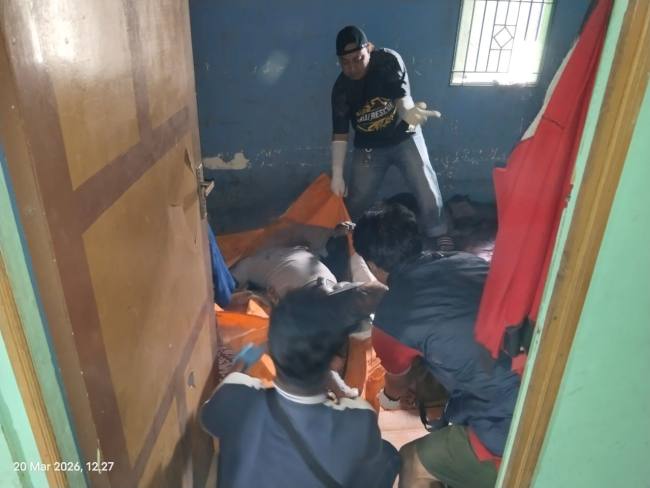 Seorang pria bernama  M Zaini Salmani (51) , ditemukan kondisi membusuk  di dalam rumah, Jum'at (20/3/2026). (SuarIndonesia/DO)