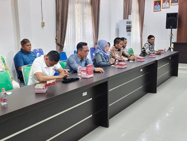 Komisi II DPRD Kabupaten Balangan melakukan kunjungan kerja ke Kabupaten Kapuas