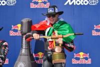 Marco Bezzecchi dari tim Aprilia merayakan kemenangannya di MotoGP AS di Sirkuit of the Americas di Austin, Texas, pada 29 Maret 2026 [Jerome Miron/Imagn Images via Reuters]