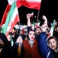 Warga Teheran menyambut pengumuman gencatan senjata antara pemerintah Iran dan Amerika Serikat, Rabu (8/4/2026). (Reuters)