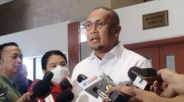 Andre Rosiade, Wakil Ketua Komisi VI DPR RI di kompleks parlemen, Jakarta, Rabu (1/4/2026). (Antara/Bagus A Rizaldi)