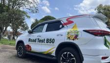 Kendaraan yang digunakan untuk uji jalan B50 yang terparkir di Stasiun Blending dan Pengisian Bahan Bakar Uji Jalan B50 Lembang, Jawa Barat, Selasa (21/4/2026). (Antara/Putu I Savitri)