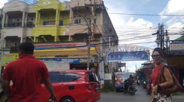 MELEDAK Jaringan Listirk di Jalan Kuripan Banjarmasin